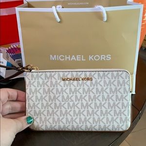 NWT MK wristlet!